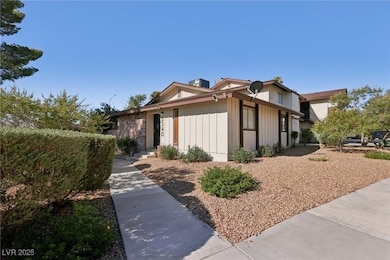 2340 Cardiff Ln unit A, Las Vegas, NV 89108 - photo 2