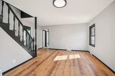 254 Arion St E, Saint Paul, MN 55118 - photo 4