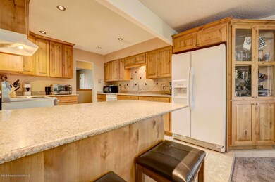 406 kathleen pl kitchen 2