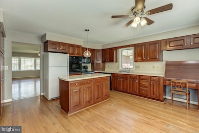 4 Hampton Rd, Round Hill, VA 20141 - photo 4