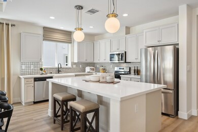 1532 Millennium Way, Fairfield, CA 94533 - photo 5