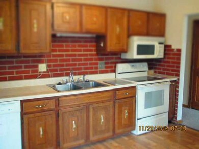 3239 Mary Ave, Columbus, OH 43204 - photo 3