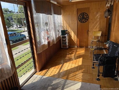 1905 Culbertson Ave, New Albany, IN 47150 - photo 3