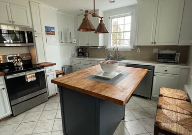 49 West St, Needham Heights, MA 02494 - photo 2