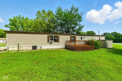 404 E Pike St, Kirklin, IN 46050 - photo 3