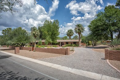 2520 N. Camino Principal-3065-HDR-Edit
