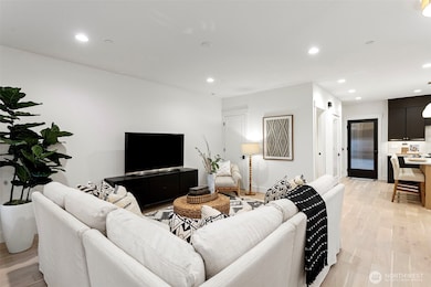 11218 115th Place NE, Kirkland, WA 98033 - photo 4