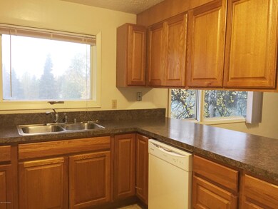 3904 Northwood Dr unit C, Anchorage, AK 99517 - photo 4