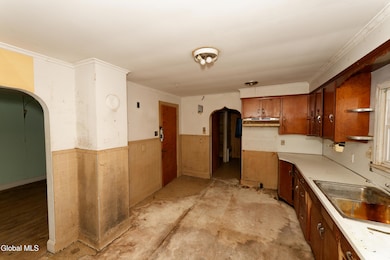 123 Hagaman Ave, Amsterdam, NY 12010 - photo 5