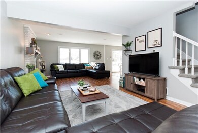 817 Deerfield Rd, Anderson, IN 46012 - photo 3