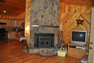 1108 Riddle Branch Rd, Burnsville, NC 28714 - photo 7