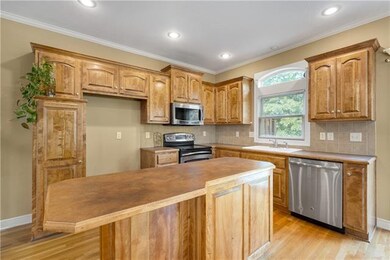 6310 Darnell St, Shawnee, KS 66216 - photo 7