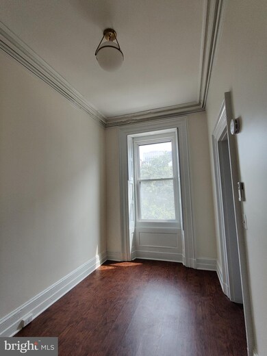 6 E Franklin St unit 4, Baltimore, MD 21202 - photo 4