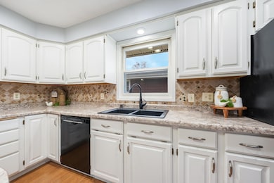 507 E Sylvan Ave, Appleton, WI 54915 - photo 7