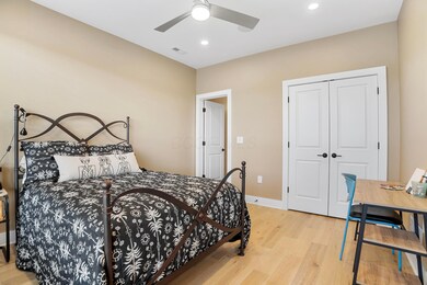 2288 Quarry Trails Dr, Columbus, OH 43228 - photo 7