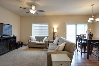 5008 Luke St, Cedar Falls, IA 50613 - photo 7