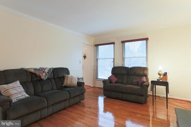 821 Rustic Ln, Lothian, MD 20711 - photo 5