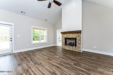 262 Lakeview Dr, Macon, GA 31211 - photo 7