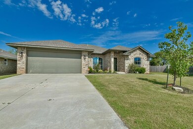 4200 Caracara Ct, Norman, OK 73072 - photo 2
