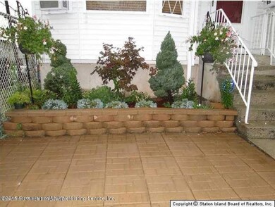 67 Seneca St, Staten Island, NY 10310 - photo 2