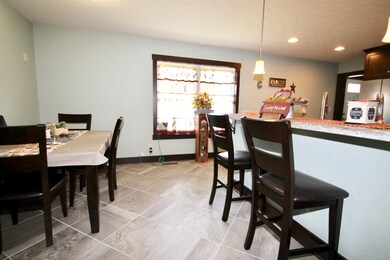 423 S Harvey Dr, Greentown, IN 46936 - photo 6