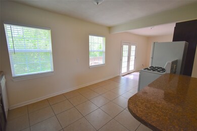 930 Oakstone St, Houston, TX 77015 - photo 7