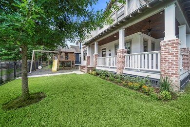 921 Columbia St, Houston, TX 77007 - photo 3