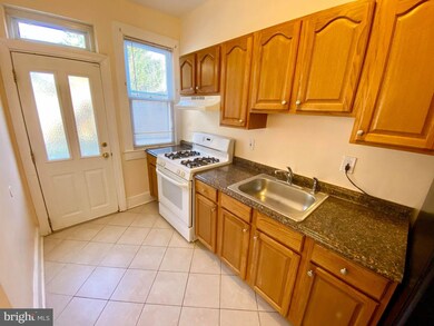 321 Marydell Rd, Baltimore, MD 21229 - photo 7