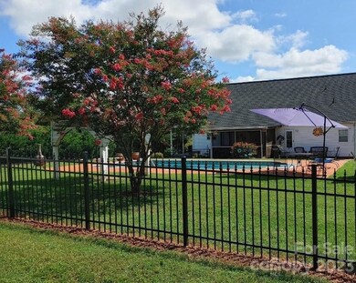 337 Laurel Creek Rd, Statesville, NC 28625 - photo 7