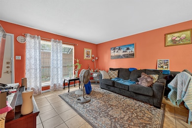 8801 Hammerly Blvd unit 1211, Houston, TX 77080 - photo 4