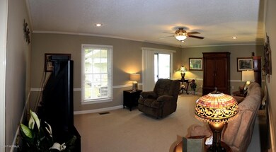 925 Darrell Dr, Greenville, NC 27834 - photo 7