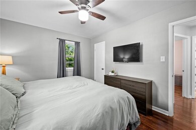 523 E Aurora Ave, Des Moines, IA 50313 - photo 7