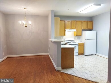 2749 Middle Neck Rd, Odenton, MD 21113 - photo 7