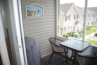 667 Correll Ave unit 214, Staten Island, NY 10309 - photo 7