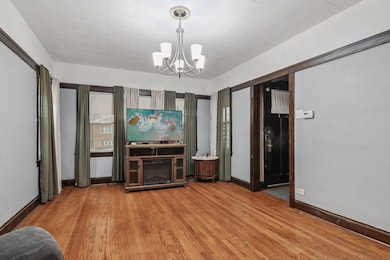 unlisted-address, Maywood, IL 60153 - photo 4