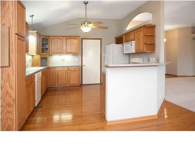 Fully Applianced Kitchen with Hdwd Flrs, Pantry, E
