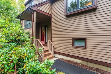 26 Edgehill Cir, Monroe, CT 06468 - photo 2