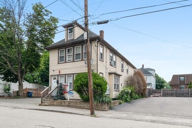 142 S Walnut St unit 3, Quincy, MA 02169 - photo 4