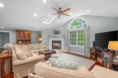 10 Neshobe Road - Living Room