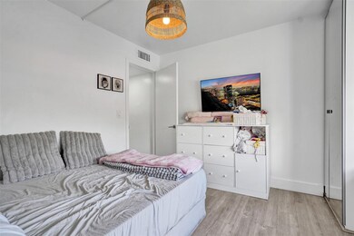 Admirals Port East Condominiums unit 101W, Aventura, FL 33160 - photo 7