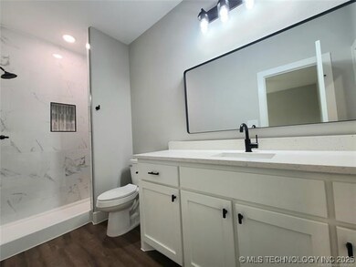 133 S Mclean Dr, Durant, OK 74701 - photo 5