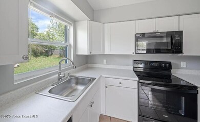 2756 Locksley Rd, Melbourne, FL 32935 - photo 4