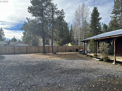 136010 Highway 97 N, Crescent, OR 97733 - photo 2