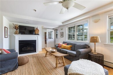 Living Room - Gas Fireplace