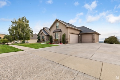 Tons of garage space and parking