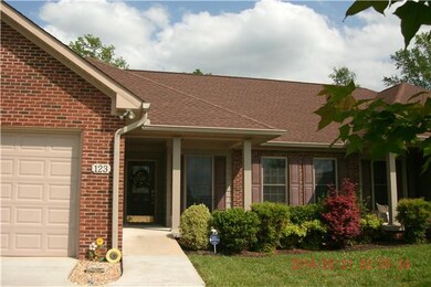 123 Deerfield Ln, Lafayette, TN 37083 - photo 4