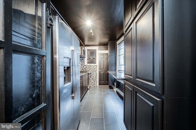 816 Franklin St, Reading, PA 19602 - photo 4