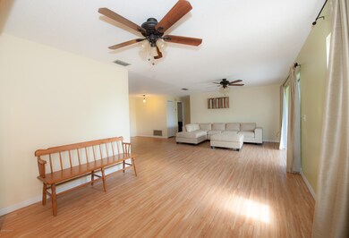 2712 Padden Ct-2