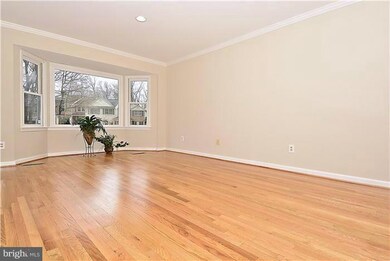 9006 Daum Ct, Springfield, VA 22153 - photo 5