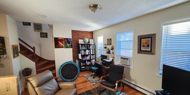 5 Wilbur Ct unit 2, Boston, MA 02128 - photo 6